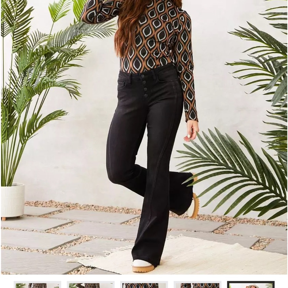 Kancan black flare Jeans mid rise